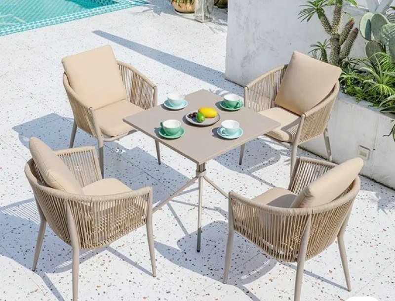 Садовый стул