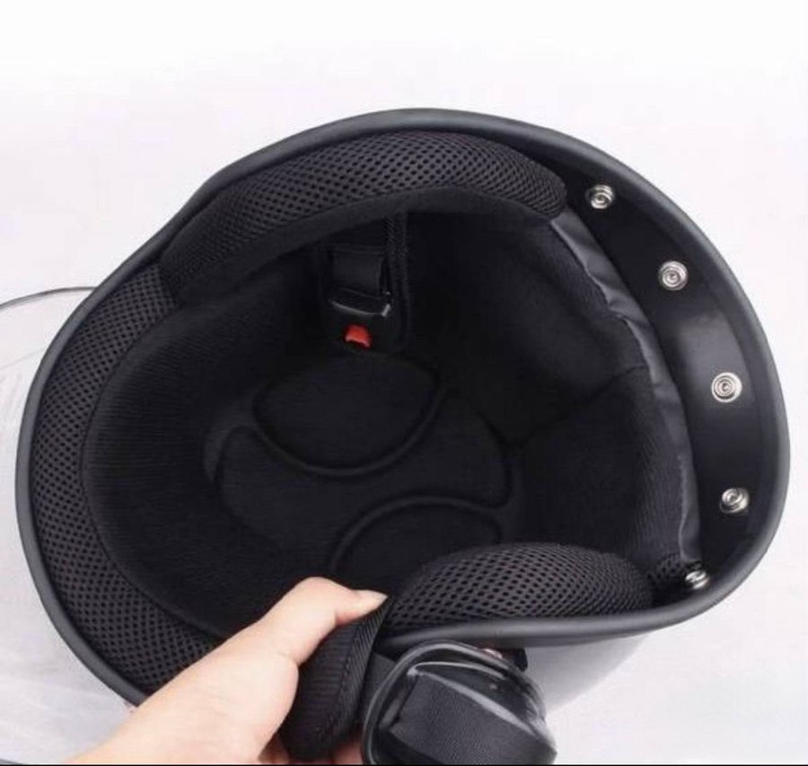 Защитный шлем